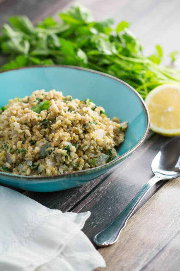 Freekeh Pilaf is a nutritious alternative to rice pilaf, full of fiber and protein! Ancient grains are making there way into 2017! |krollskorner.com