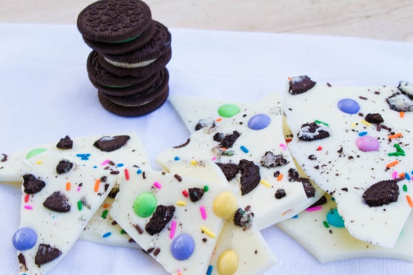 Easter Oreo Bark - Krolls Korner