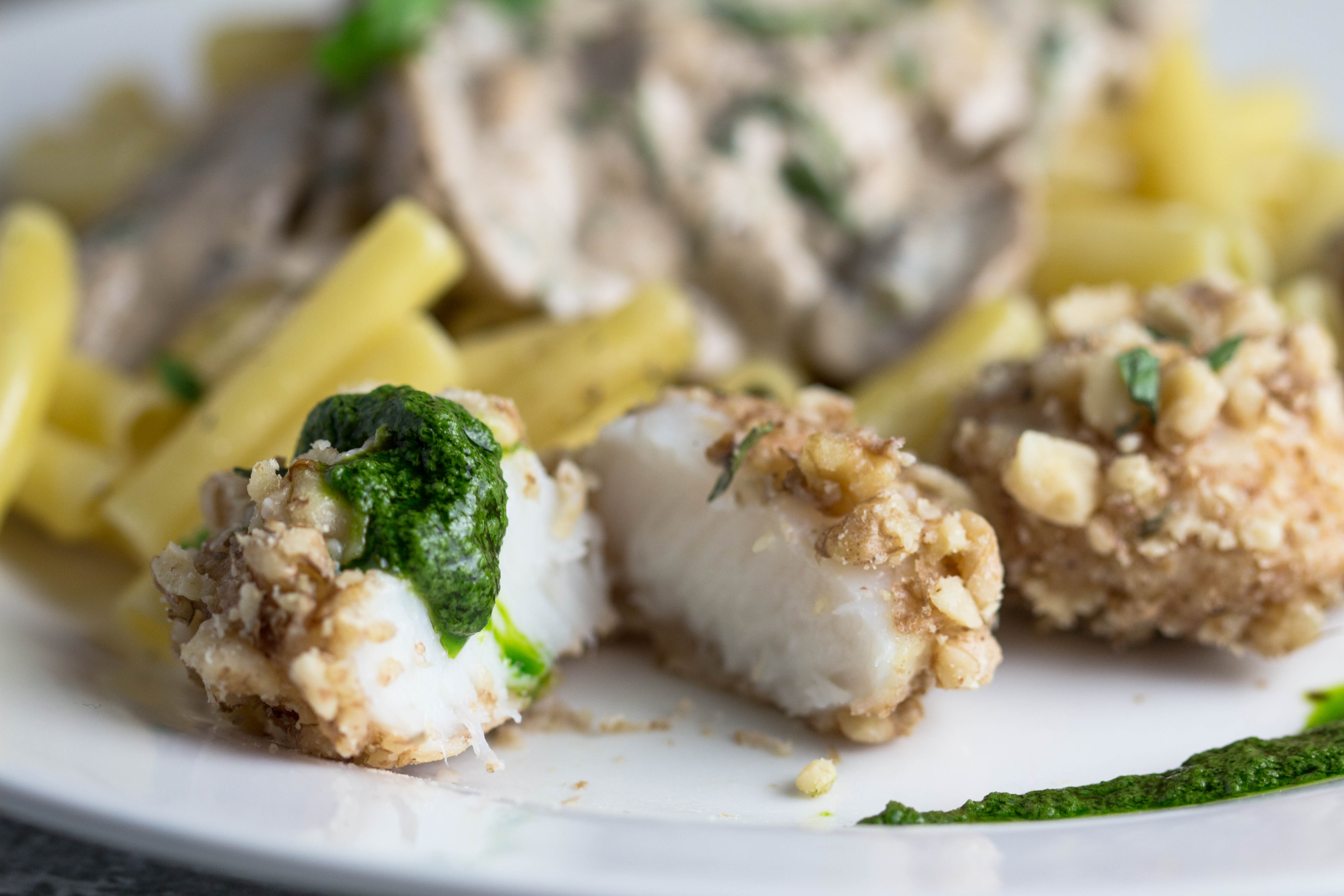 Walnut Crusted Scallops with Basil Oil plus a bonus Walnut Sauce recipe! | Krollskorner.com #Sponsored