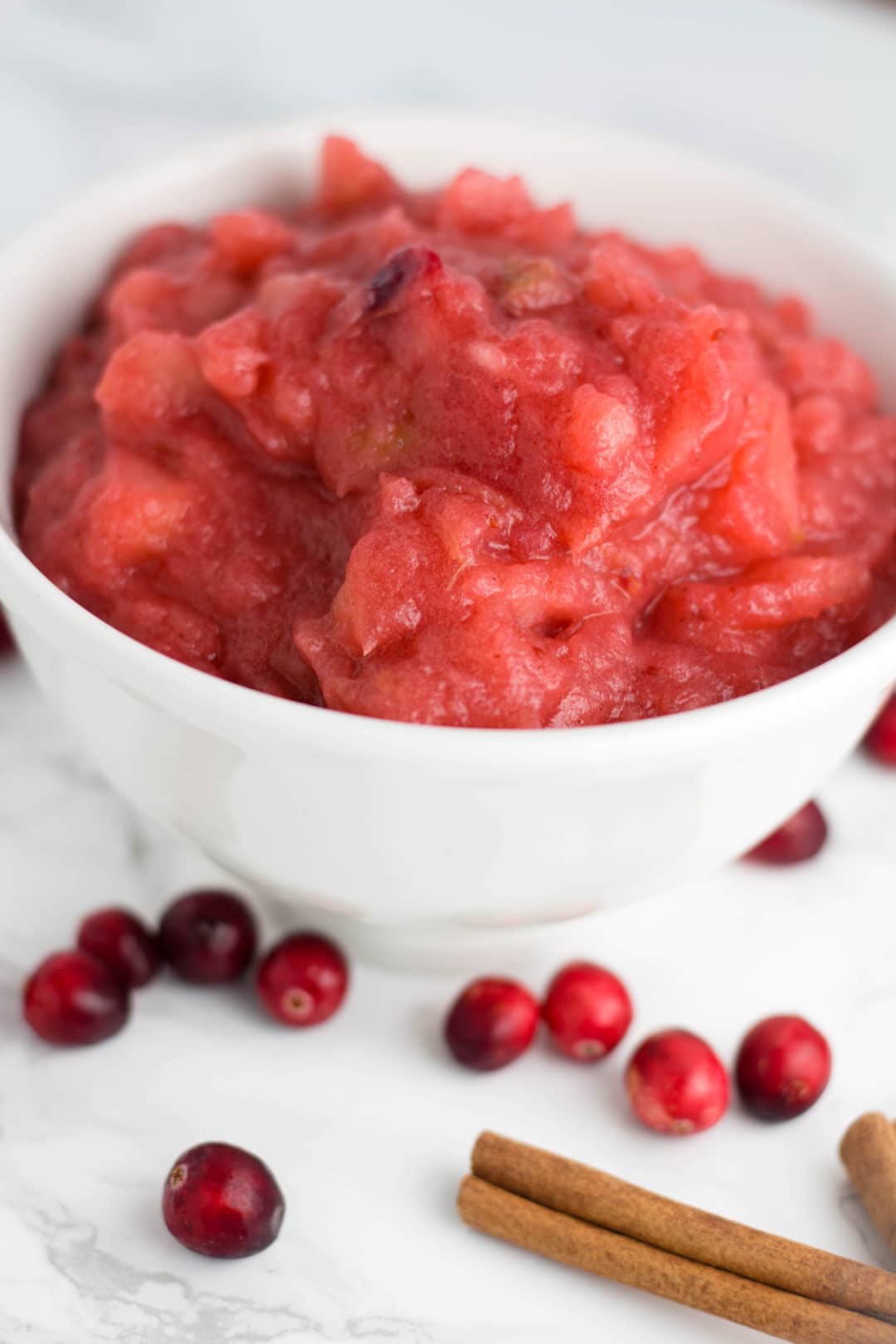 Celebrate #Friendsgiving with cranberries! This cranapplesauce will make your mouth water and your home smell divine! |Krollskorner.com