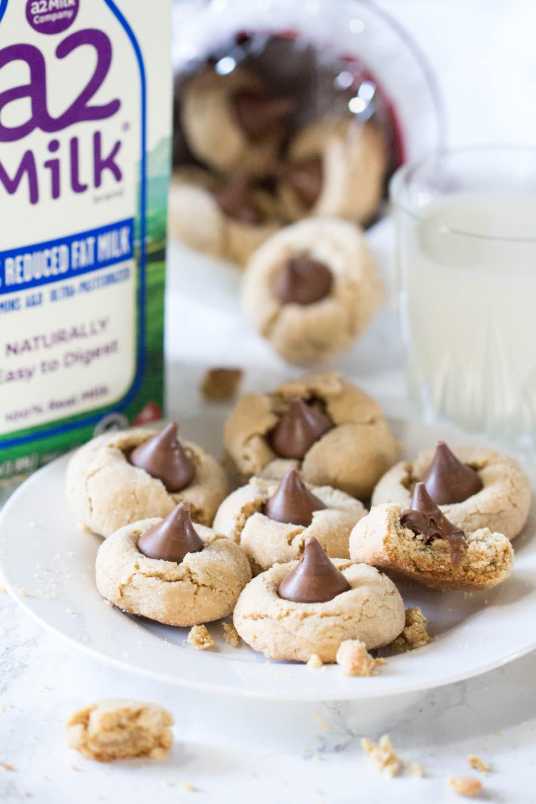Happy National Cookie Day! To celebrate, I am gifting you all this delicious almond butter blossom cookie recipe. Cookies are a holiday must, try this recipe out for your next gathering! |krollskorner.com