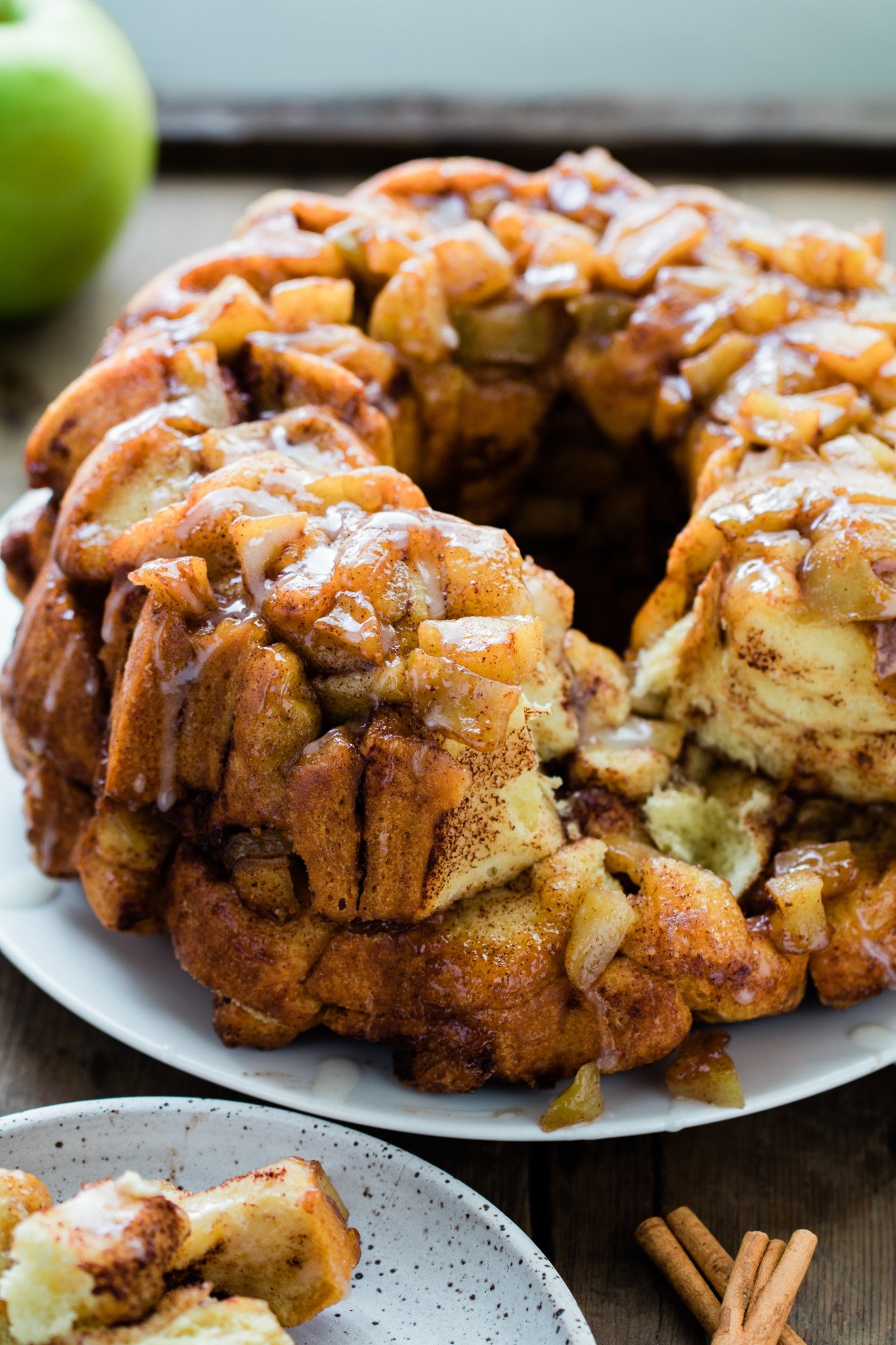 monkey bread made with fresh apples and rum