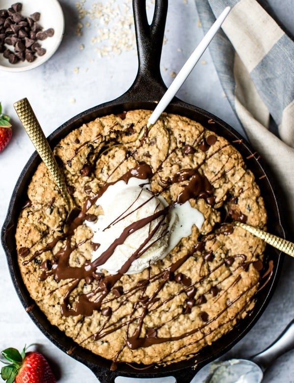 oatmeal raisin cookie skillet on a plate