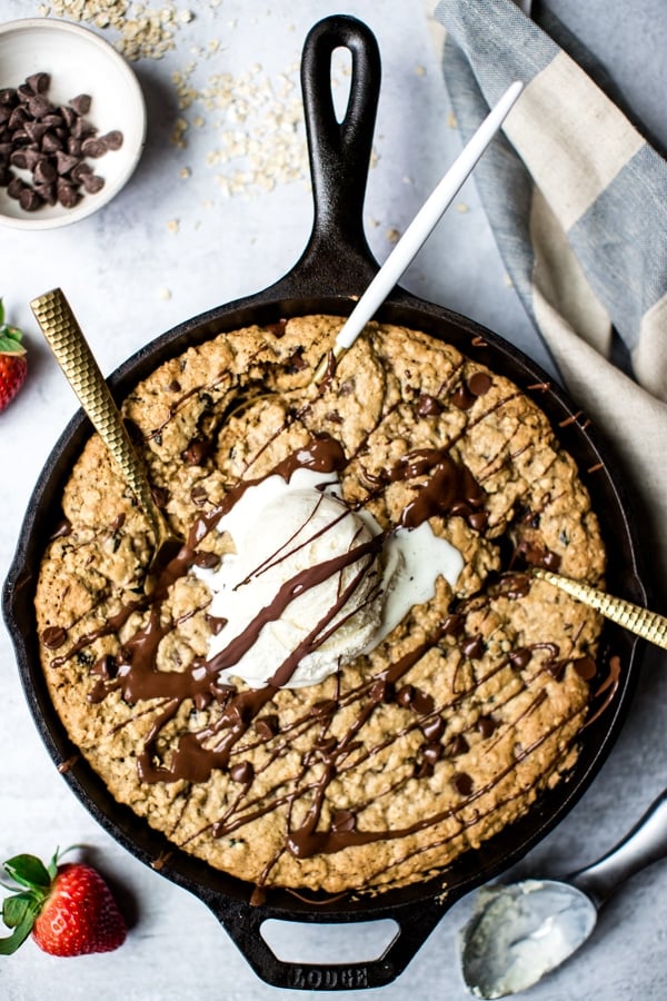 oatmeal raisin cookie skillet on a plate