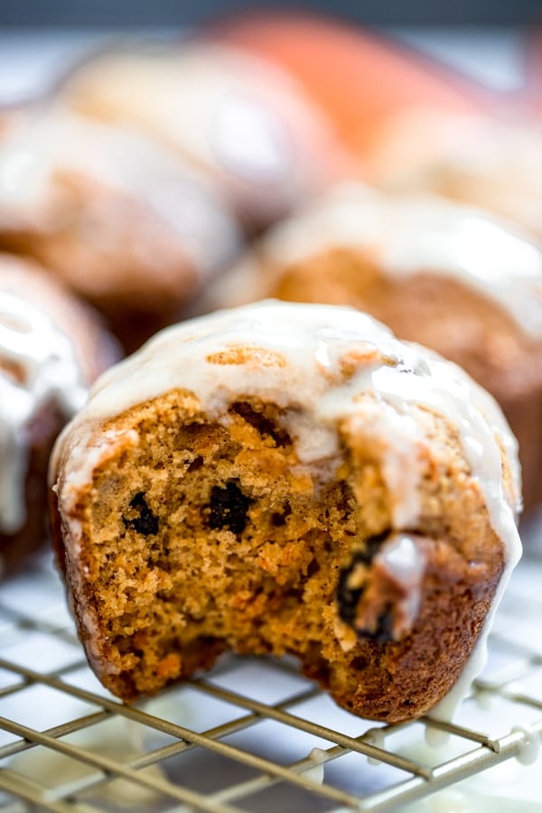 mini carrot cake muffins