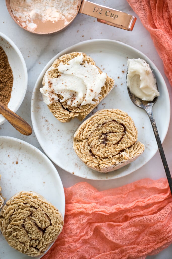 Easy Cinnamon Rolls Made with Pancake Mix! Kroll's Korner