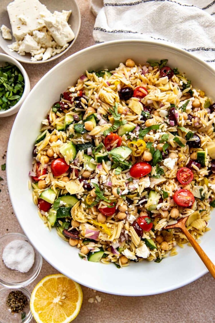 Mediterranean Orzo Salad Recipe (Vegan) - Kroll's Korner