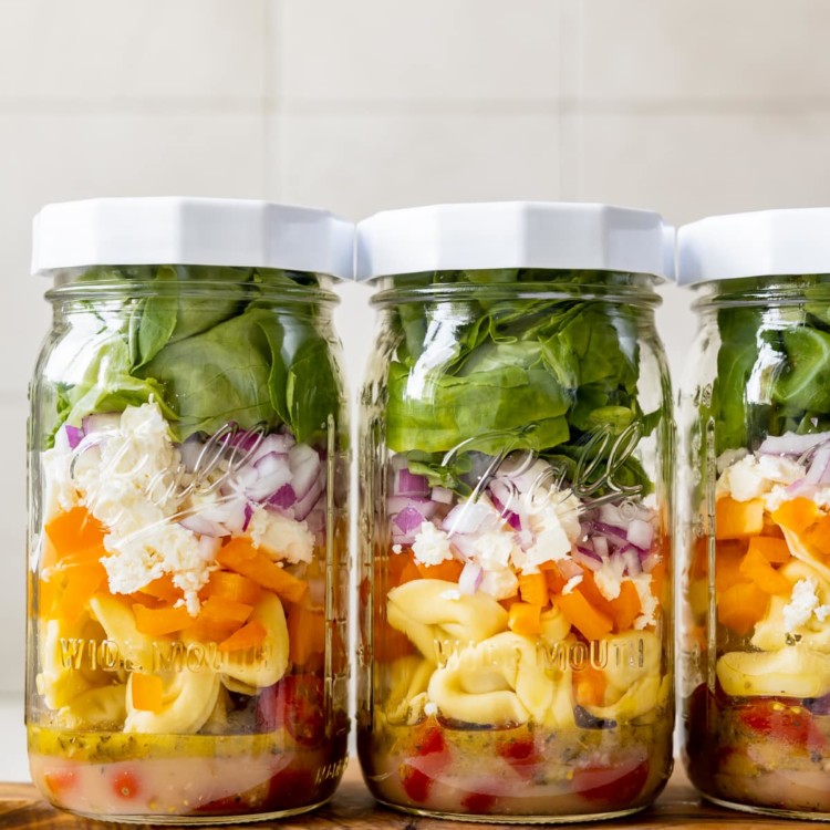 Rainbow Veggie Mason Jar Salad