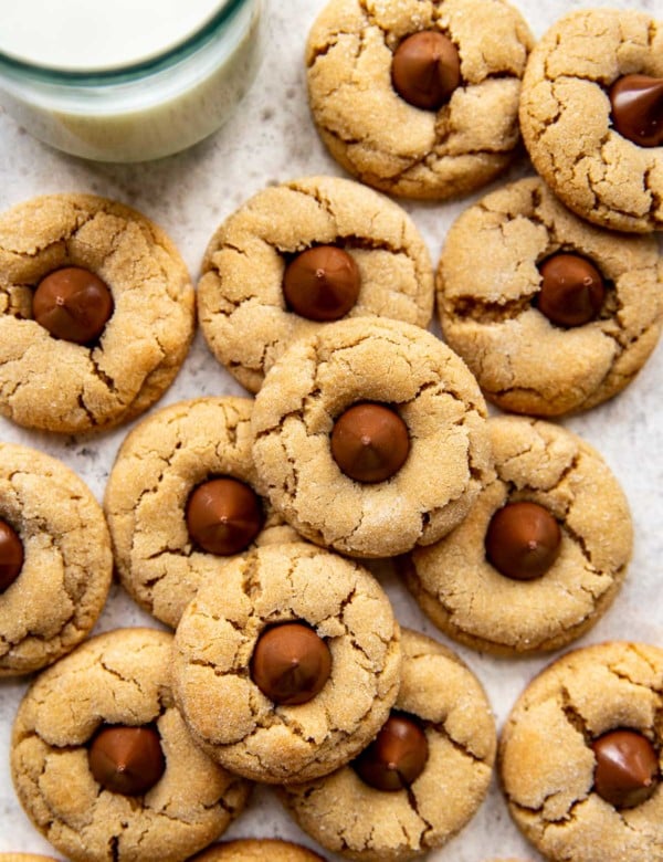 multiple almond butter blossom cookies with candy kisses 