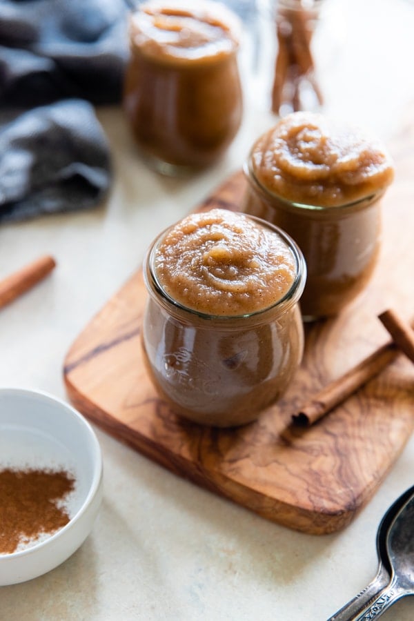 homemade applesauce recipe in a glass jar 