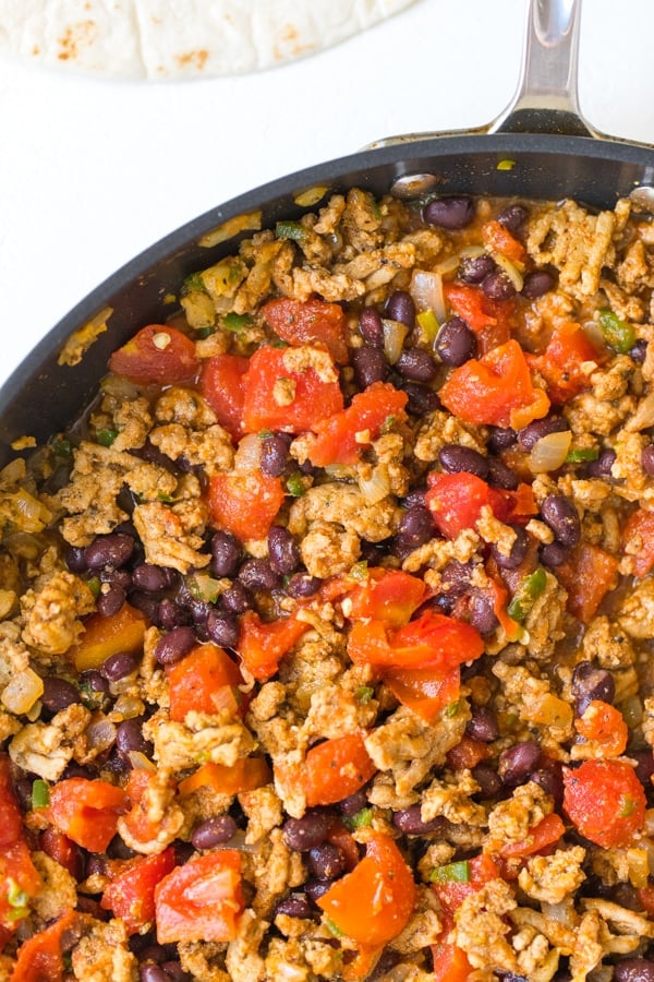  garniture à la viande d'enchilada de haricots noirs de dinde moulue