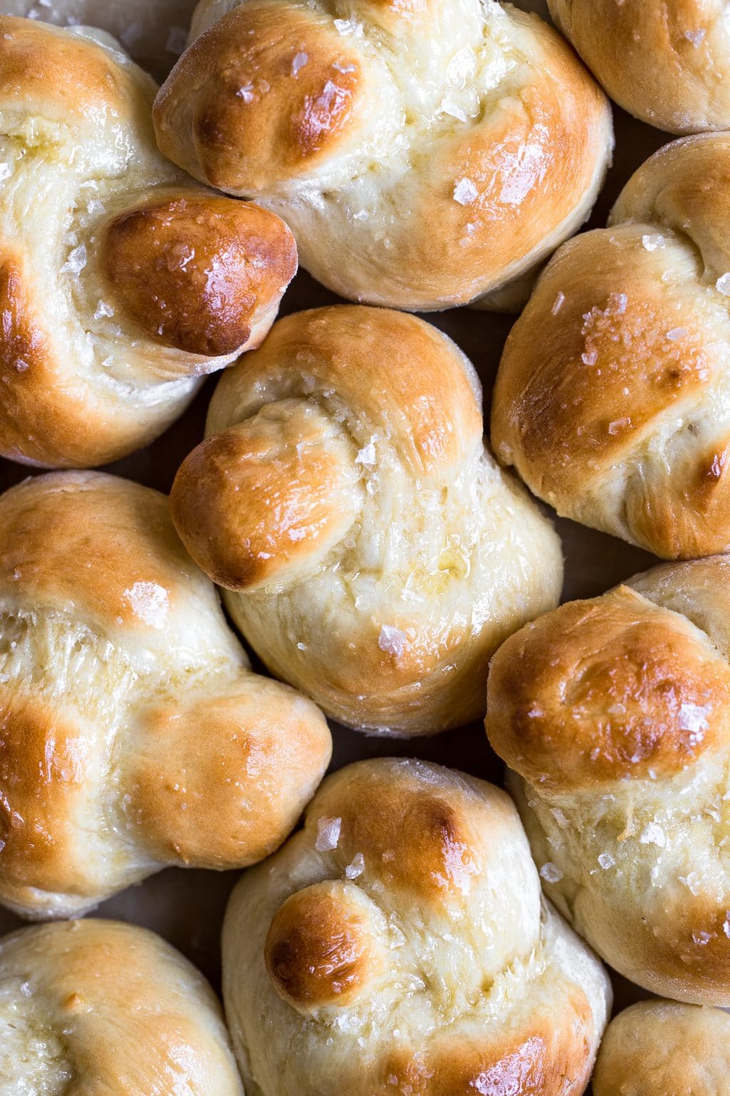 Sweet Dinner Rolls (Grammie's Recipe!) • (VIDEO) • Kroll's Korner