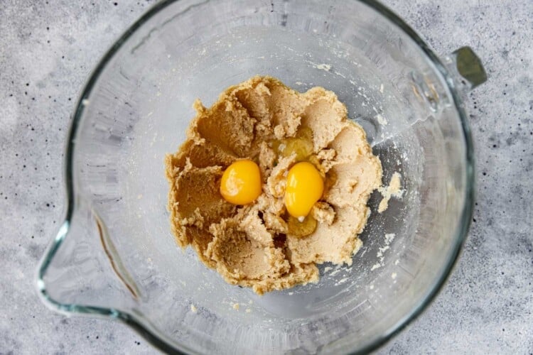Edible Chocolate Chip Cookie Dough Recipe • Kroll's Korner