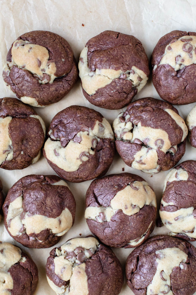 Brookies Cookies (Brownie + Chocolate Chip Cookie) • Kroll's Korner