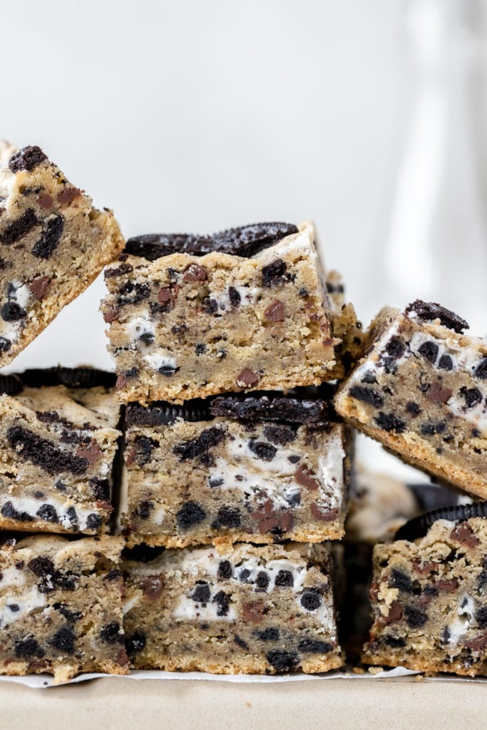 Cookies and Cream Bars • Kroll's Korner