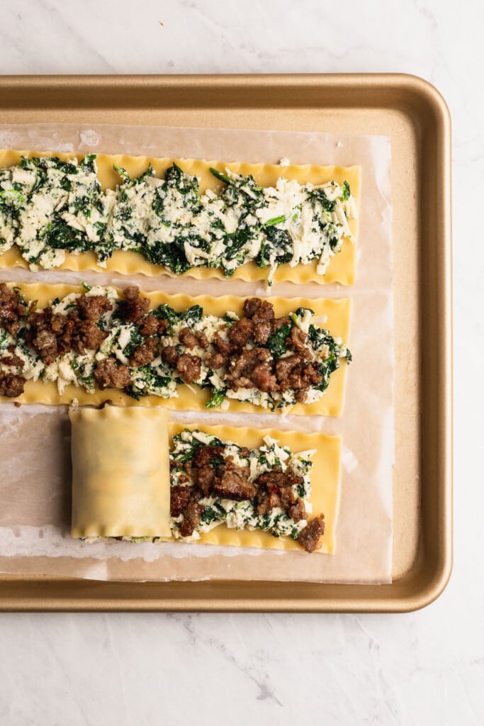 Cheesy Spinach Lasagna Roll Ups Video • Kroll S Korner