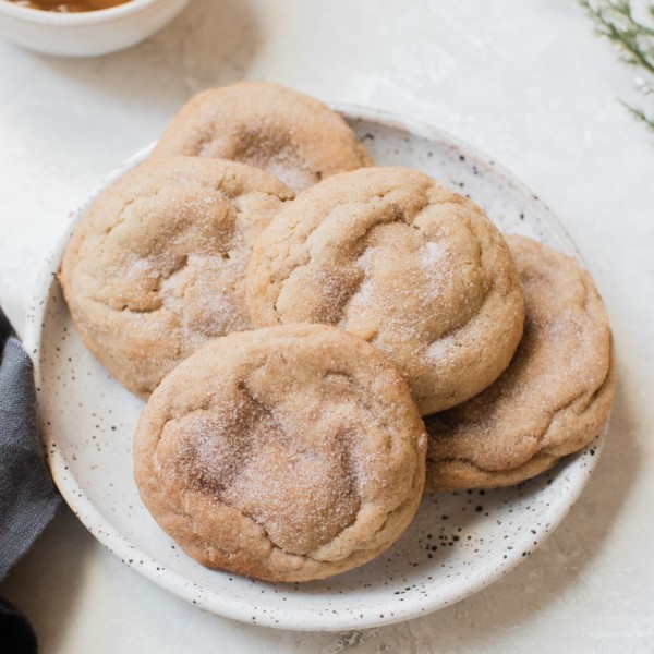 freshly baked apple butter cookies topped with cinnamon and sugar