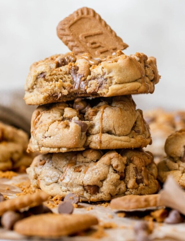 a stack of cookies with a Lotus Biscoff cookie on top.