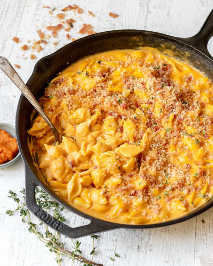 Pumpkin Mac and Cheese with Bacon Panko Topping