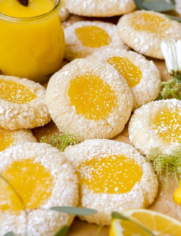 lemon curd cookies sprinkled with powdered sugar.