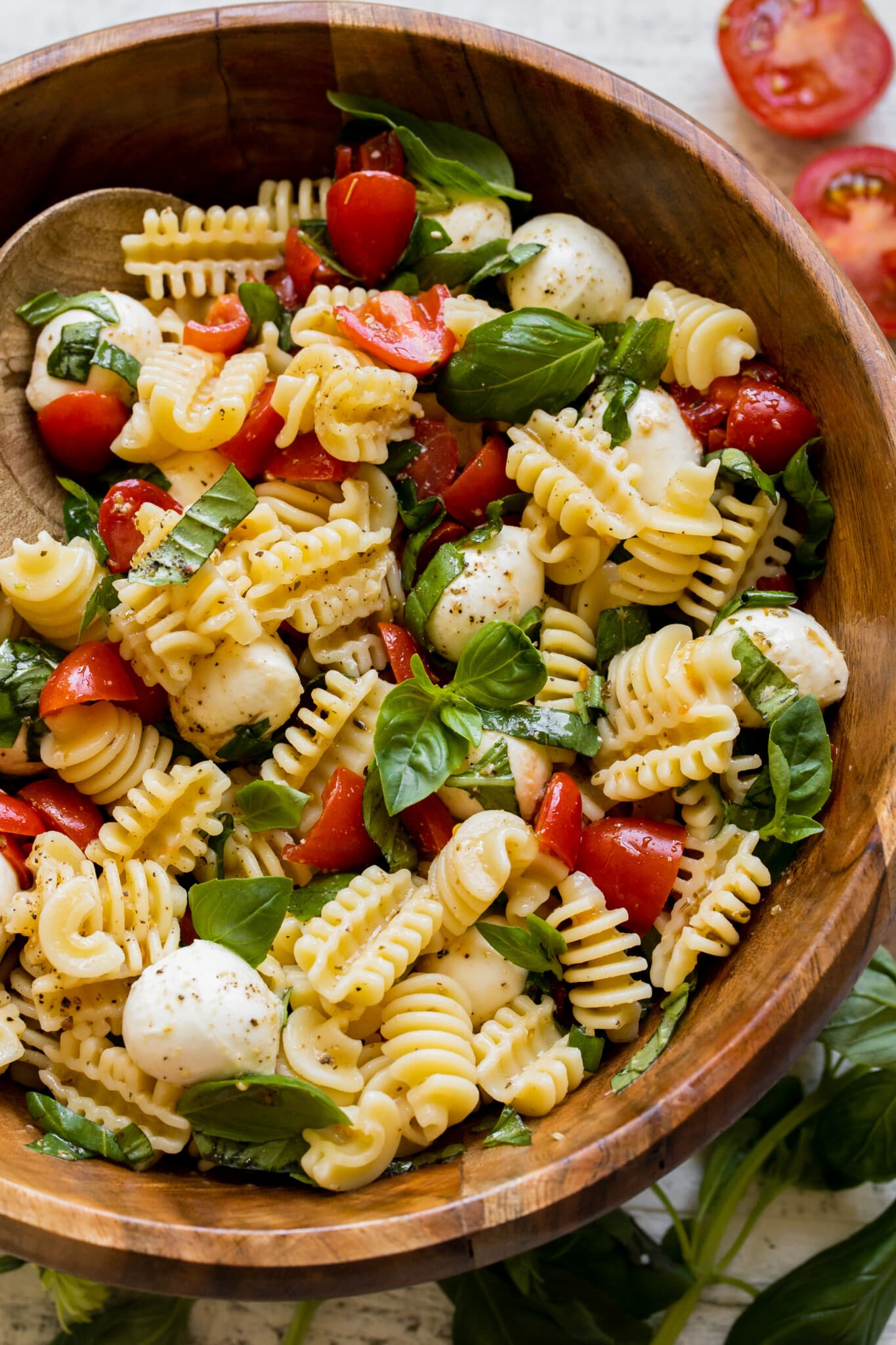 Vegan Avocado Caprese Pasta Salad, Recipe