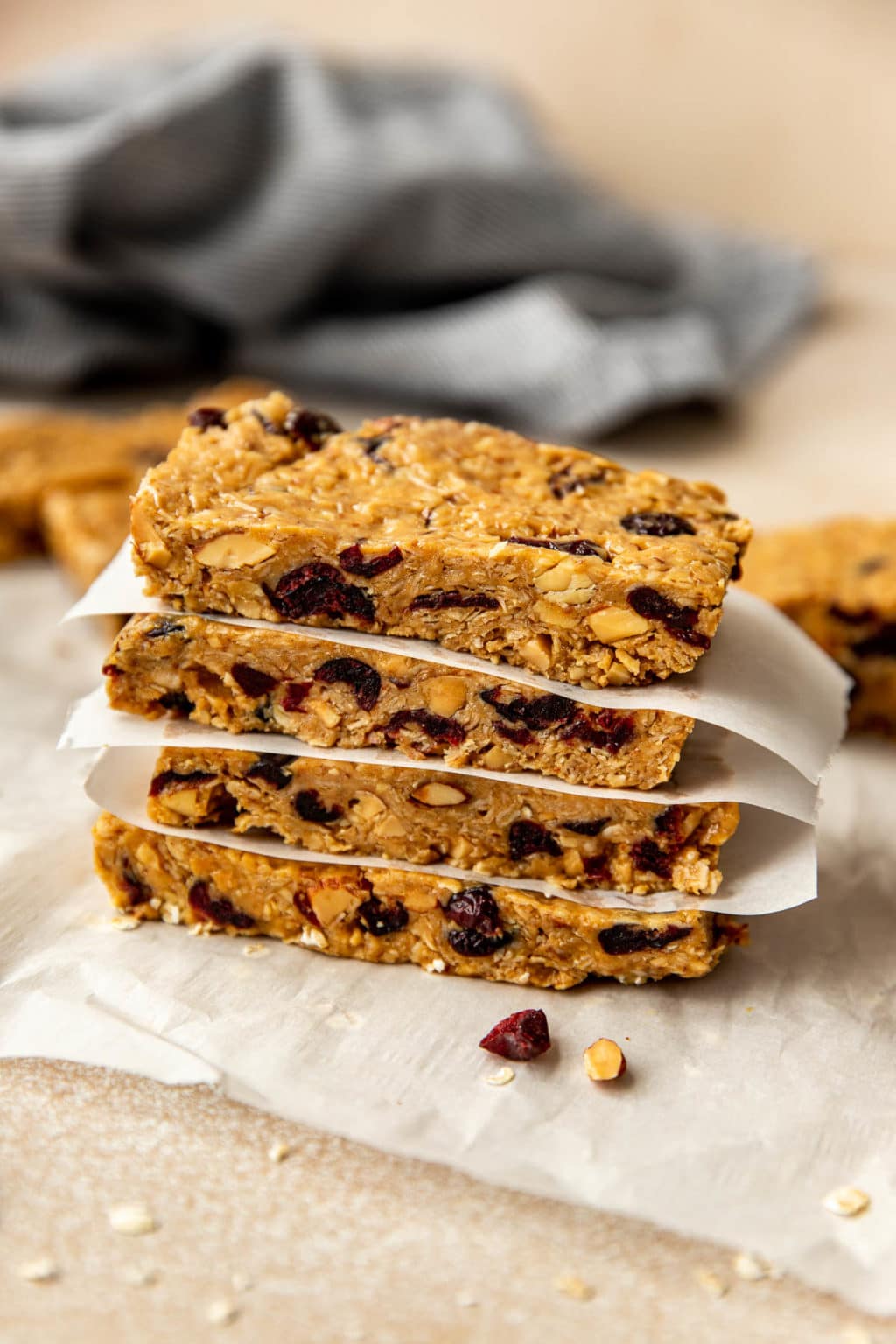 Homemade Energy Bar Recipe (5 Ingredients!) Kroll's Korner