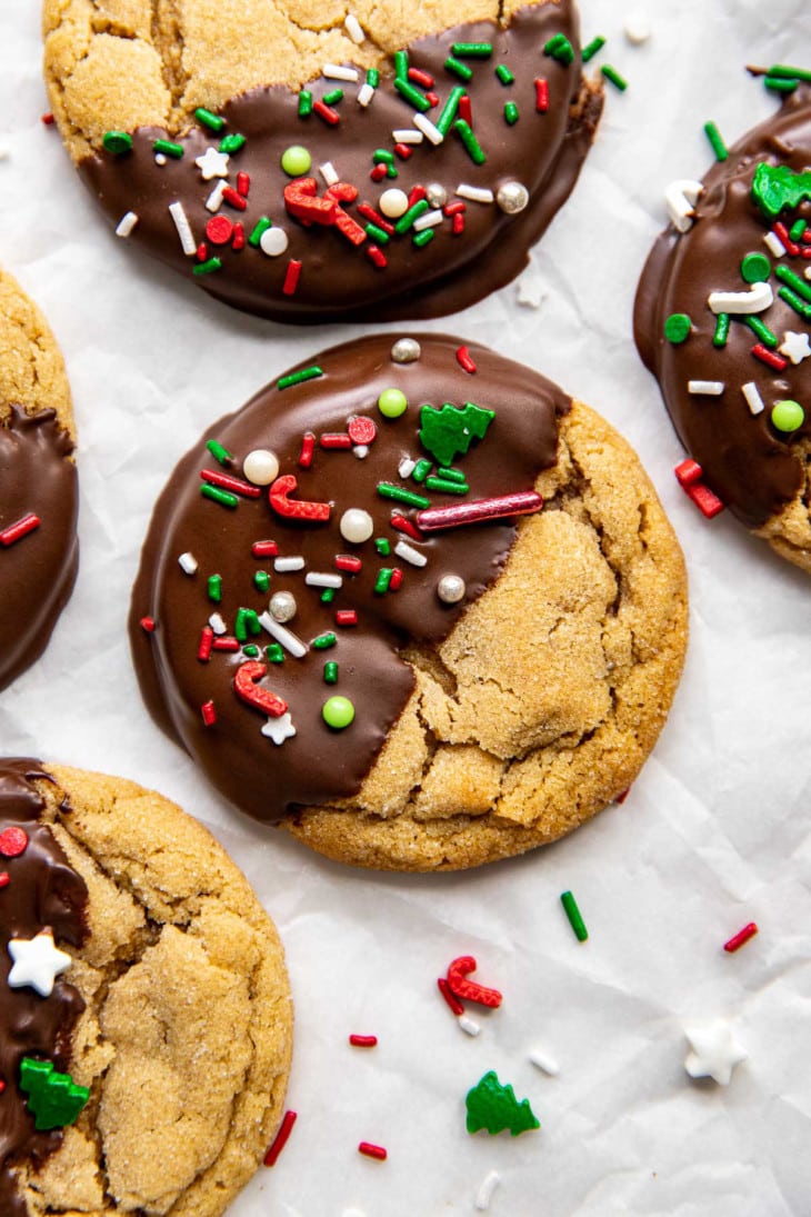 Chocolate Dipped Chewy Peanut Butter Cookies • Kroll's Korner