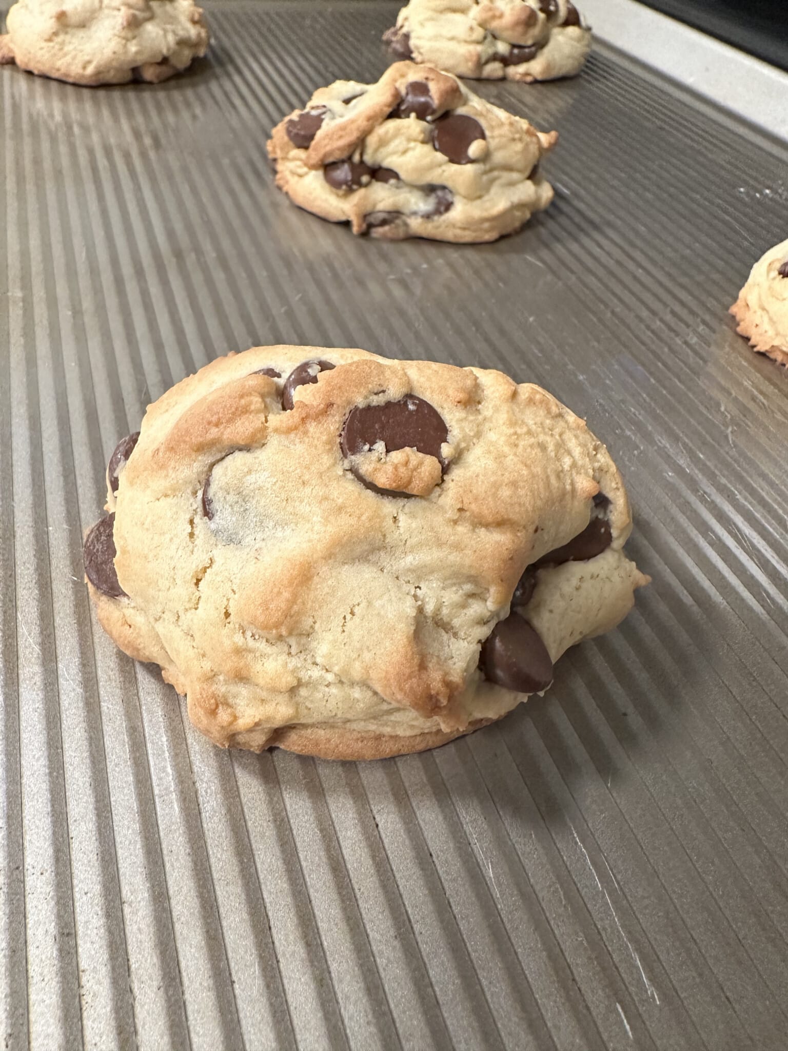 Giant Chocolate Chip Cookies "Kroll's Kookies" Kroll's Korner (VIDEO)