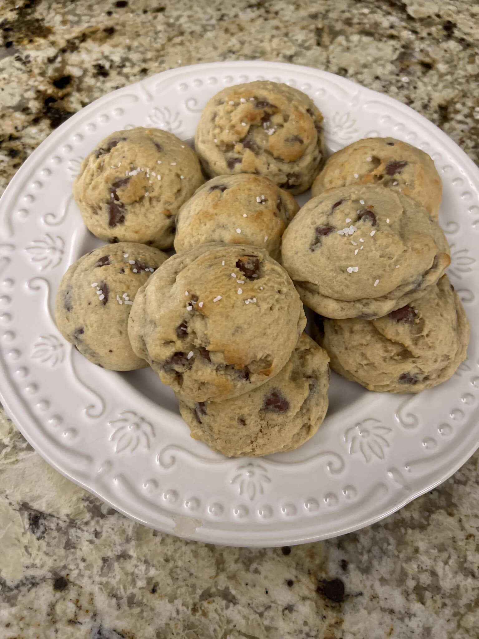 Giant Chocolate Chip Cookies "Kroll's Kookies" Kroll's Korner (VIDEO)