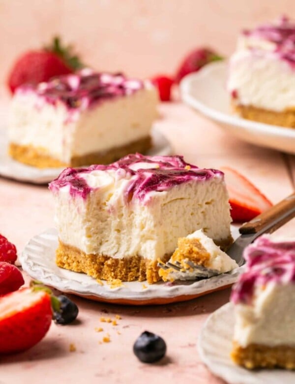 nobakeberrycheesecakebars_-28