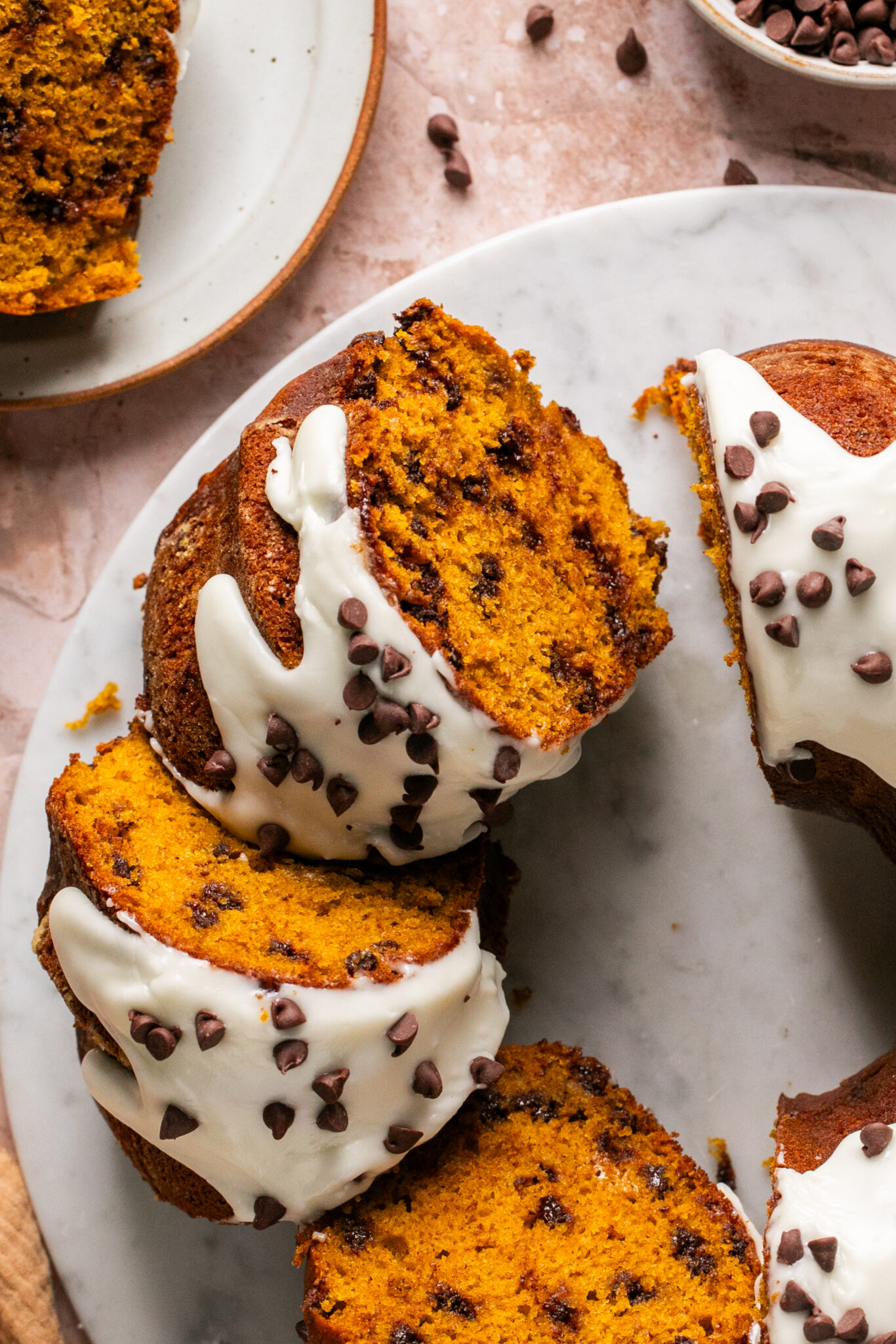 sliced pieces of pumpkin bundt cake.