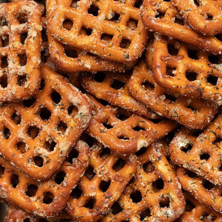 square pretzels with seasoning