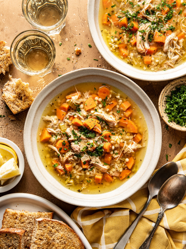 Slow Cooker Lemon Chicken Soup