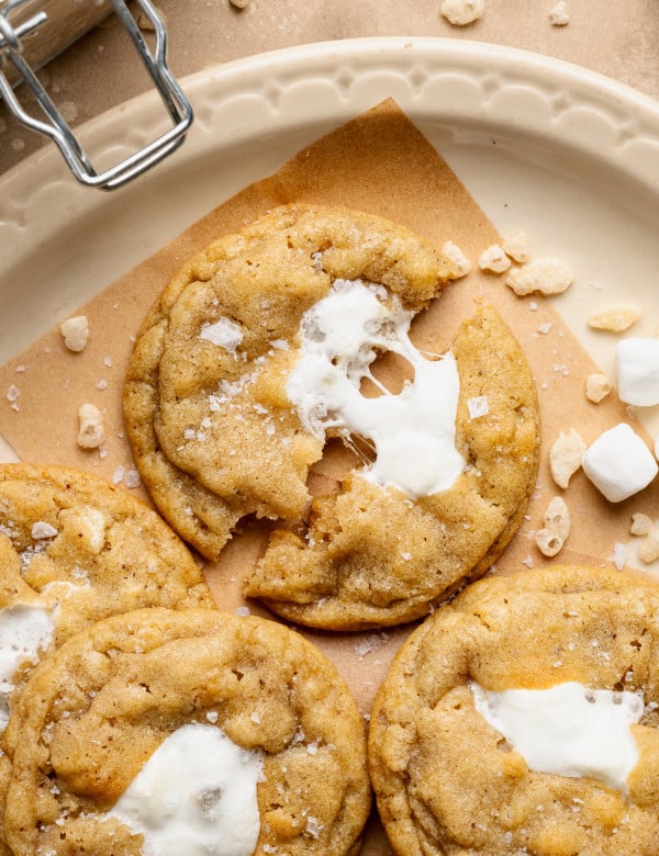 Copycat costco rice krispie cookies on plate.