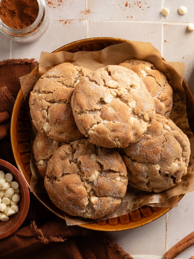 Bakery Style Snickerdoodle Cookies
