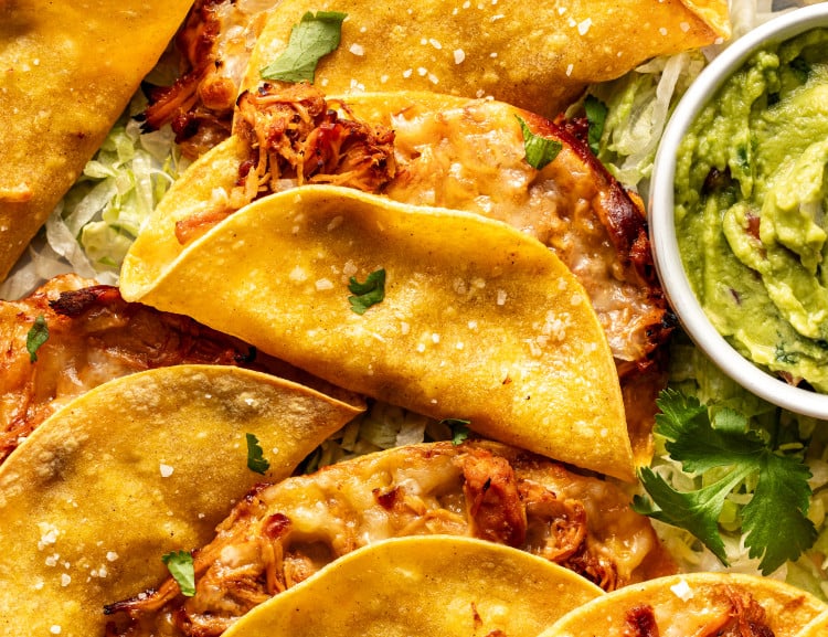 Upclose image of honey chipotle chicken taco.