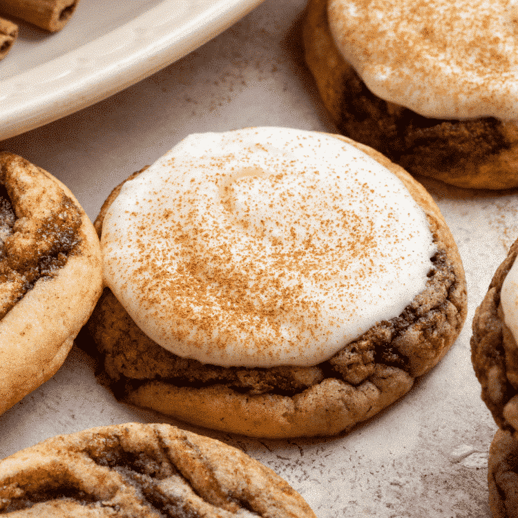 Featured image for cinnamon roll cookies.